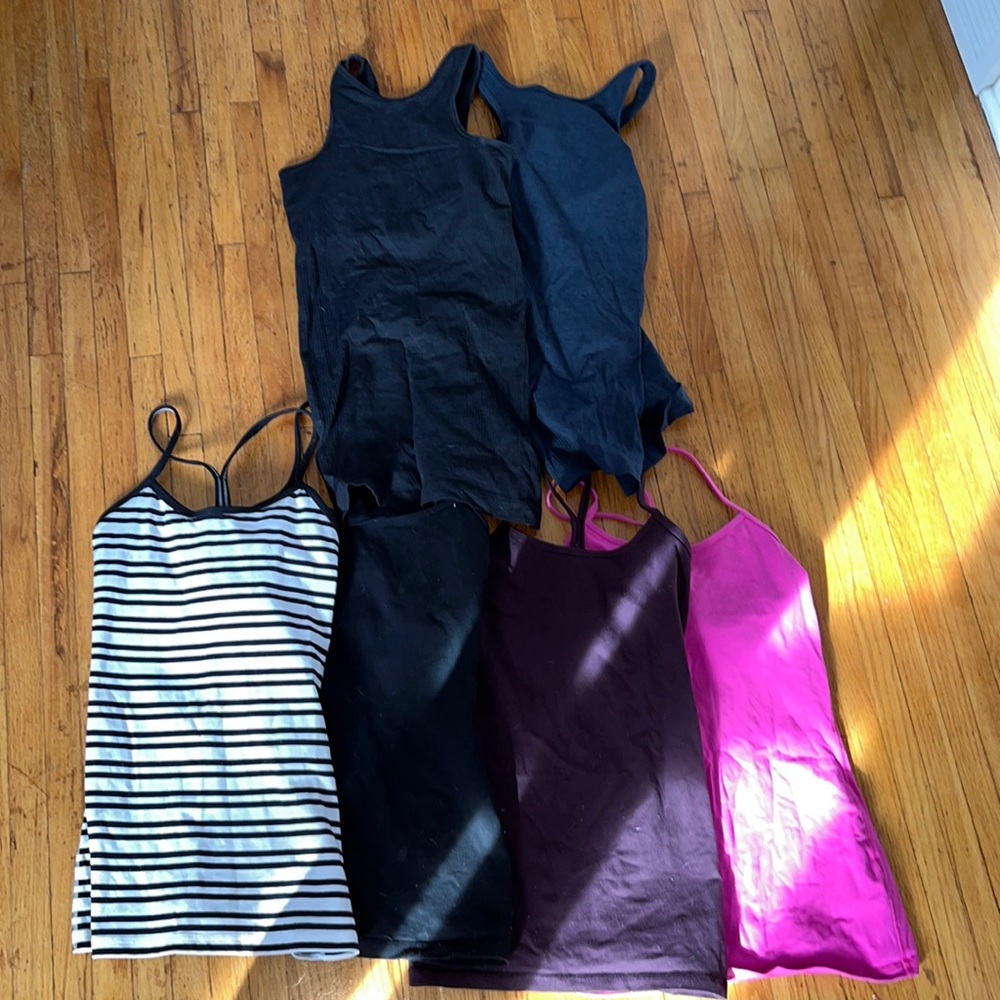 Lululemon tanks - size 4